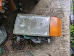Range Rover 1995-1999 Driver Left Headlight And Corner Complete. Fixed Price $99.00.