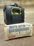 Oem Lexus Toyota Camry Tail Lamp Failure Relay Sensor 89373-33120 Ecu Ecm Denso. Fixed Price $18.00.