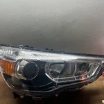 2011-2019 Mitsubishi Outlander Passenger Halogen Hid Headlight Oem No Bulbs. Fixed Price $199.99.