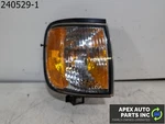 Oem 2001 Isuzu Rodeo 3.2L Passenger Corner/park Light Lamp-turn Signal. Fixed Price $29.74.