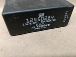 12450284 Gmc Chevy Oem Flasher Turn Signal Hazard Emergency Trailering Relay. Fixed Price $14.36.