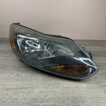 2012-2014 Ford Focus Black Bezel Dr Headlight Lamp Passenger Side BW5113W029F. Fixed Price $49.87.