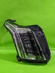15-20 Escalade Passenger Right Headlight Lamp Oem 4532-83. Fixed Price $250.00.
