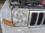 Passenger Right Headlight Halogen Fits 06-10 Commander 702294. Fixed Price $88.26.
