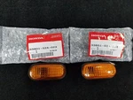 New Oem Genuine Honda S2000 Amber Side Marker Fender Lights Set 00-09. Fixed Price $45.00.